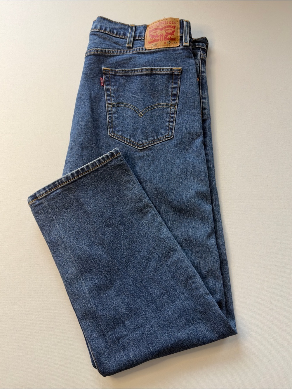 EUC Levi's Men's 505 Classic Straight Blue Boot Cut Blue Jeans Size 40x32 (KB8)